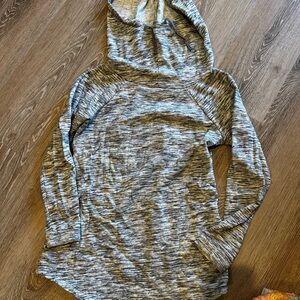 Mossimo Supply Co. Heathered Gray Hoodie